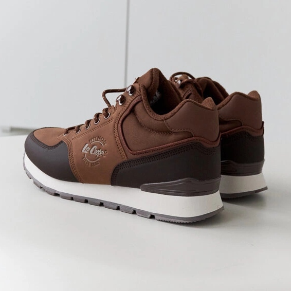 Brown sneakers Lee Cooper LCJ-23-31-3059M 1 Brown sneakers Lee Cooper LCJ-23-31-3059M 1