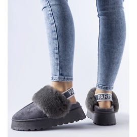 Gray insulated slippers with elastic band and Sangro fur grey 1