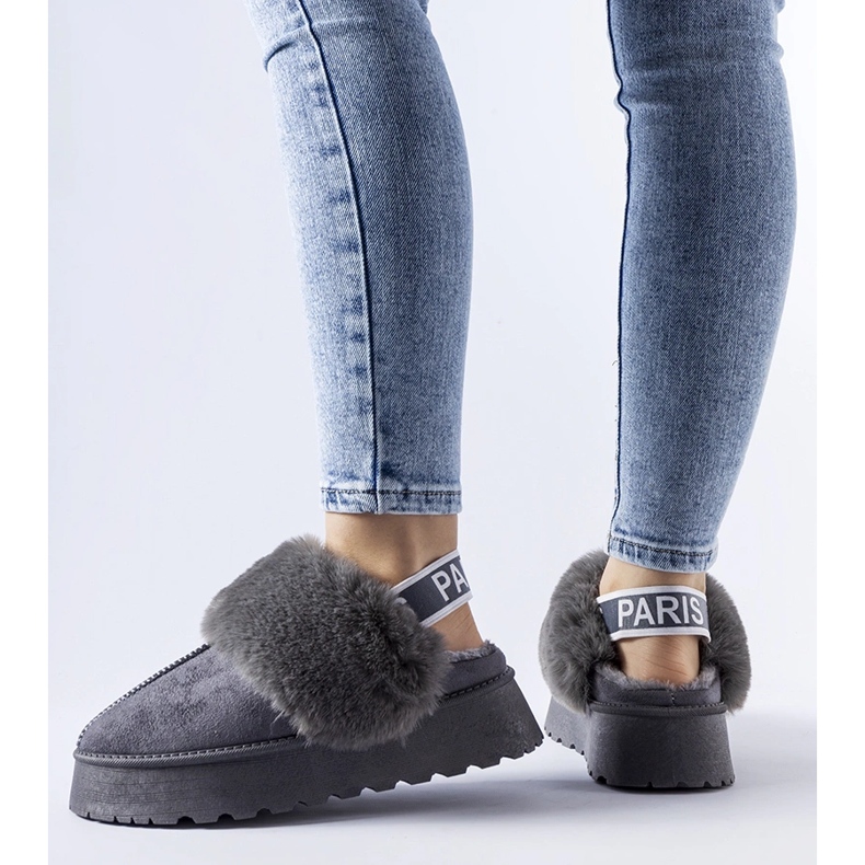 Gray insulated slippers with elastic band and Sangro fur grey 1