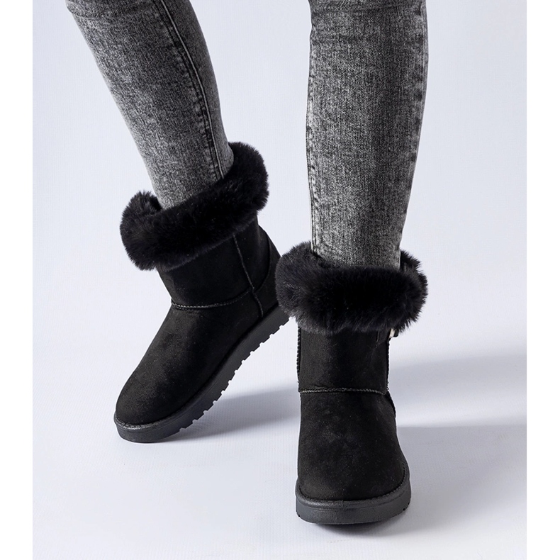 Black Borgorato snow boots lined with fur 1