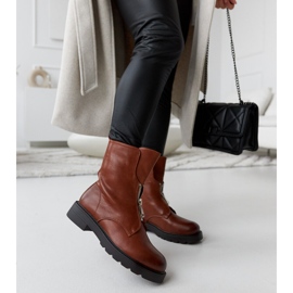 Brown insulated boots with a zipper from Oakdale 1