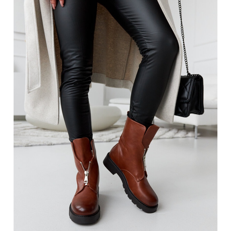 Brown insulated boots with a zipper from Oakdale 2