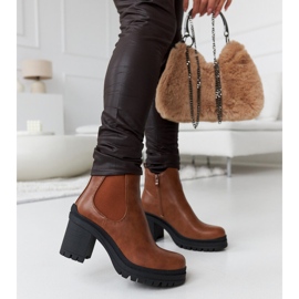 Brown low-heeled ankle boots from Layman 2