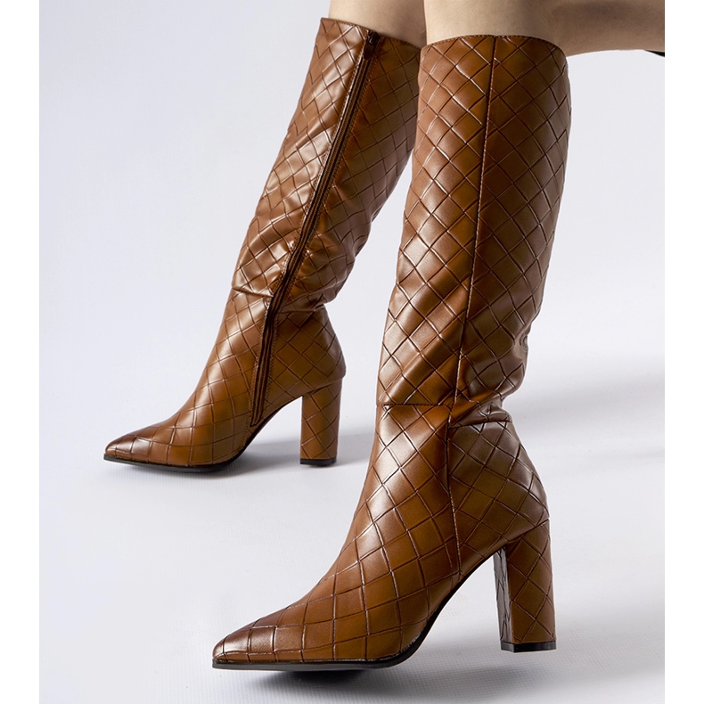 Brown boots decorated with Brannon quilting 1