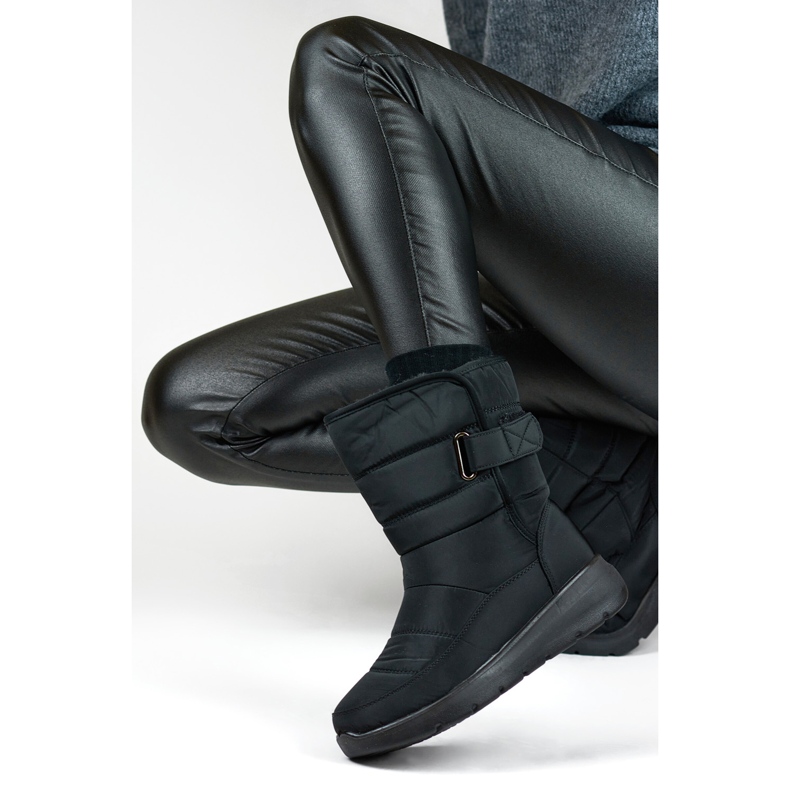 Comfortable snow boots, winter boots, quilted ankle boots, insulated with Velcro black 1