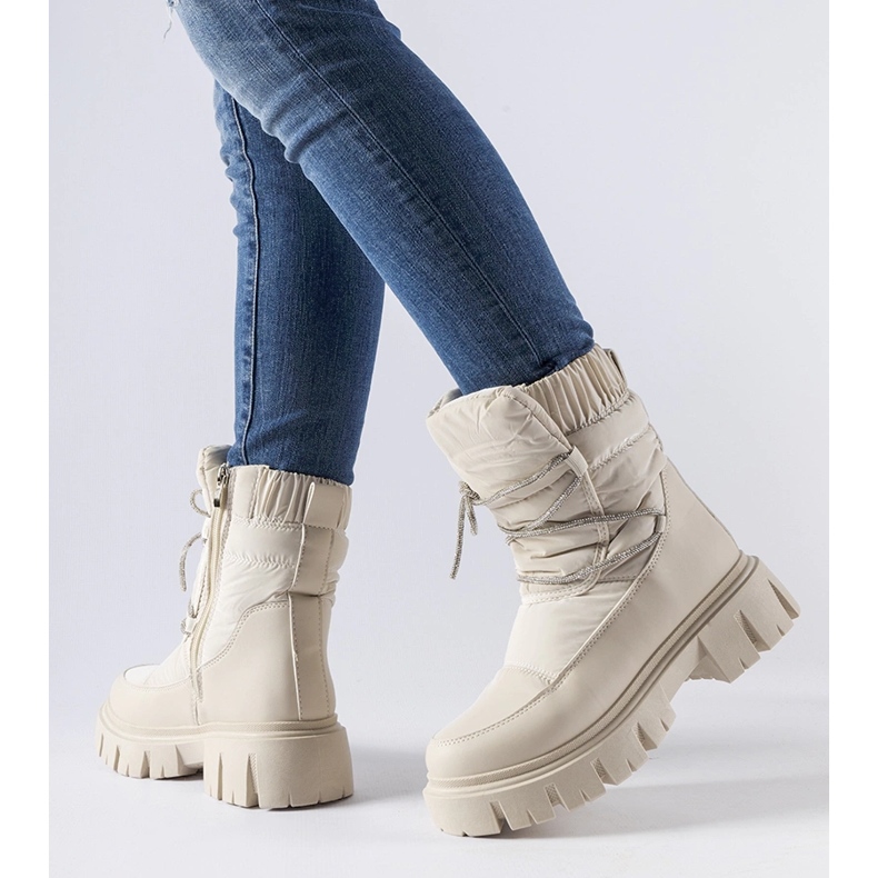 Beige snow boots with Pettenasco rhinestones 1