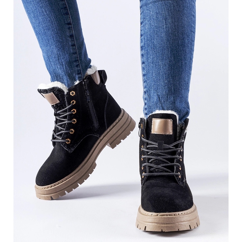 Black workers' boots with light insulation from Stevens 1