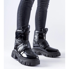 Black Reppert insulated snow boots 1