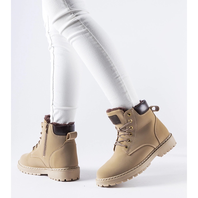 Beige insulated classic Leonardo workers 1