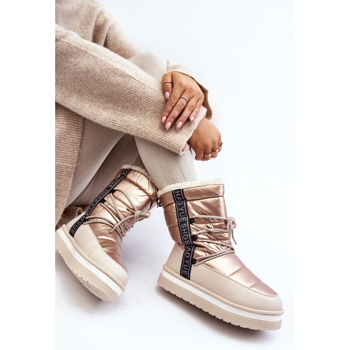 Lara ii deals women's snow boots