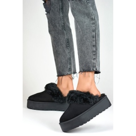 Women's black platform slippers with fur 1