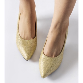 Pescara gold brocade low pumps golden 1