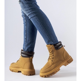 Brown, insulated, matte Conroe workers 1