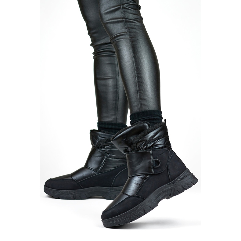 Black snow boots with Velcro, insulated boots for winter 1