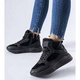 Black insulated Fork sports snow boots 1