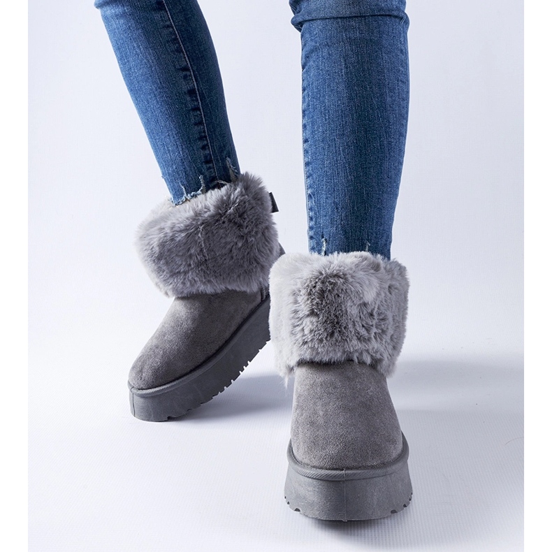 Gray snow boots decorated with fur Adelfia grey 1 Gray snow boots decorated with fur Adelfia grey 1