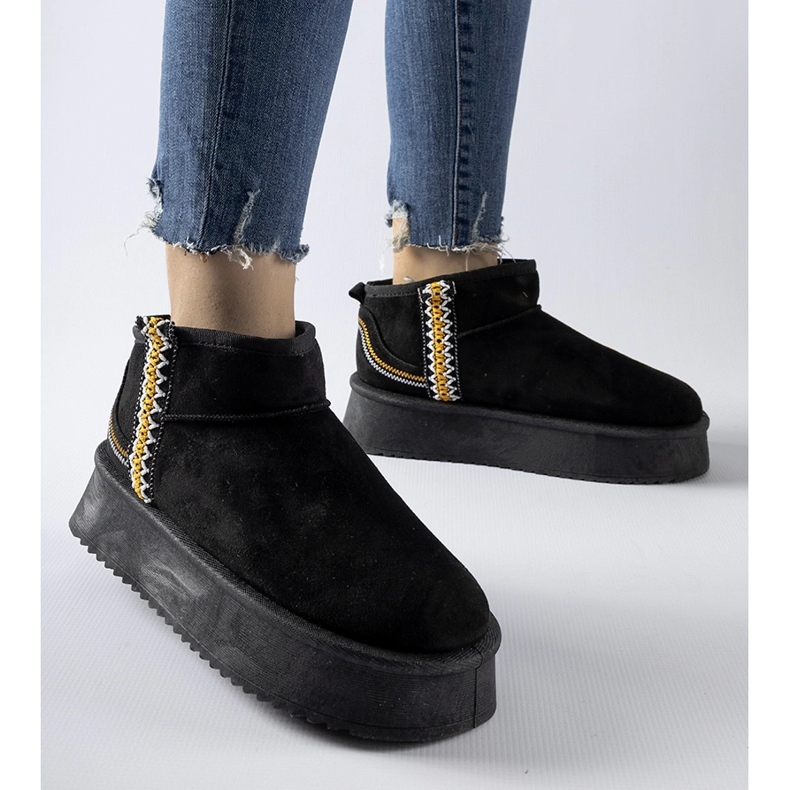 Black snow boots on the Scavi platform 1 Black snow boots on the Scavi platform 1