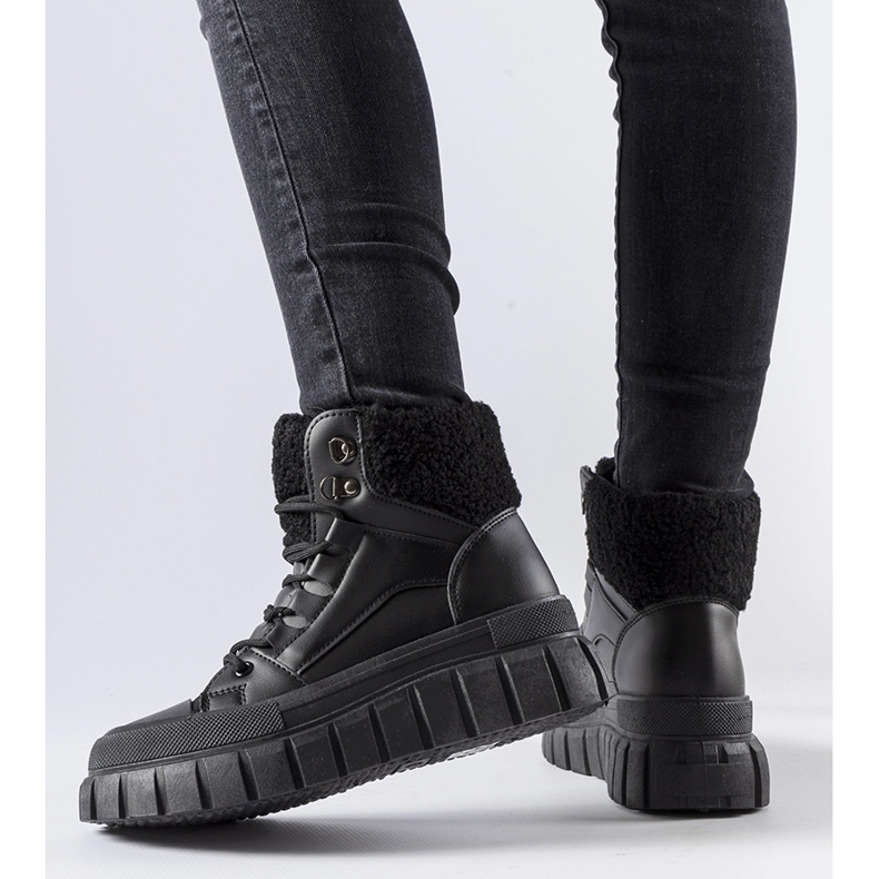 Black insulated Adamsville sneakers 1