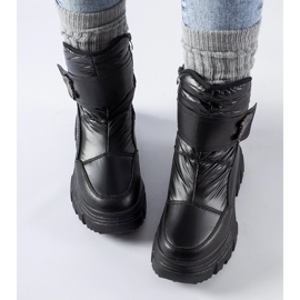 Black insulated Mejia snow boots 1