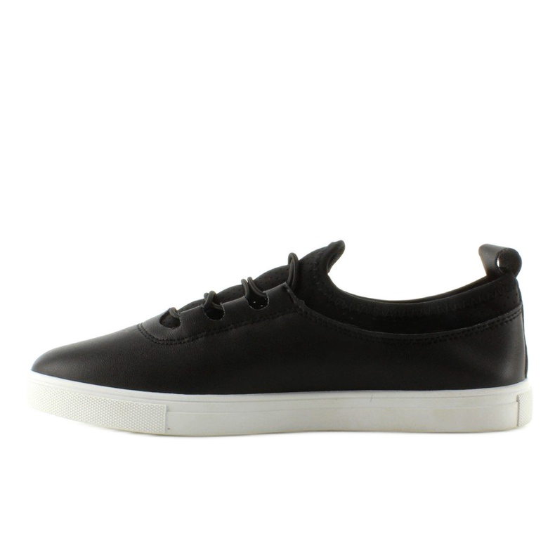 Soft sneakers with 8-10 Black elastics 1