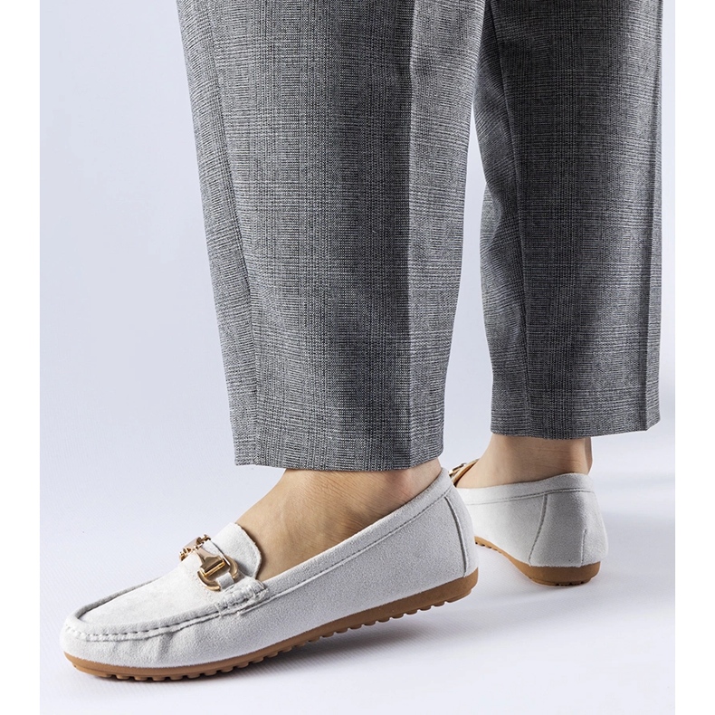 Gray moccasins decorated with a Fernanda buckle grey 1 Gray moccasins decorated with a Fernanda buckle grey 1