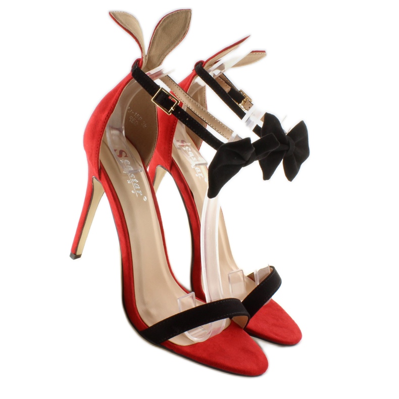 Sandals on a pin with ears ZJ-15P Red 2