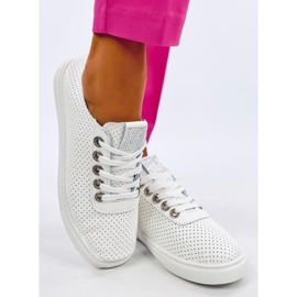 Pluss All White women's openwork sneakers 2