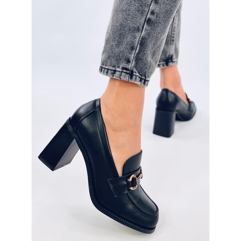 Varvai Black high-heeled loafers 2