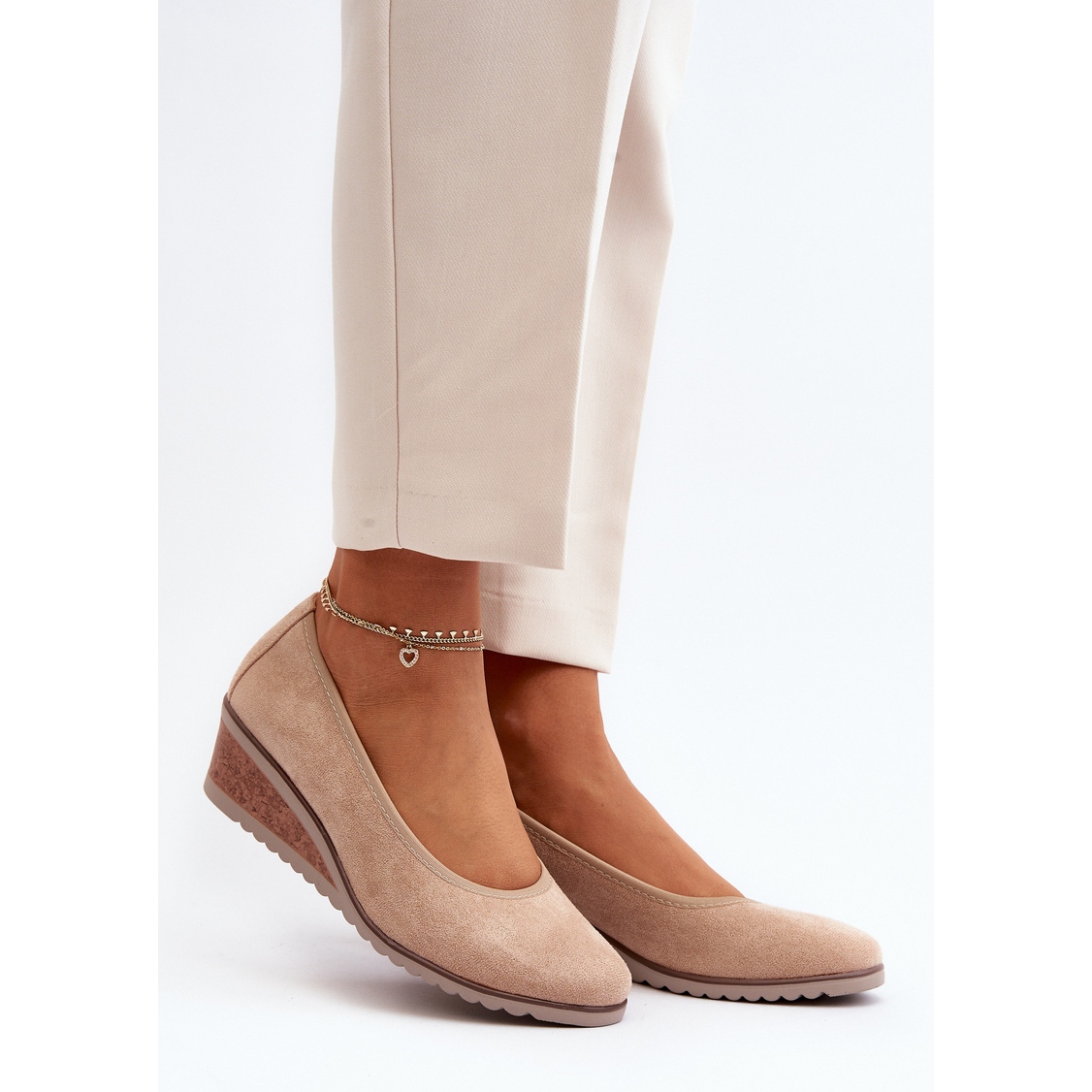 Nude 2025 wedge trainers