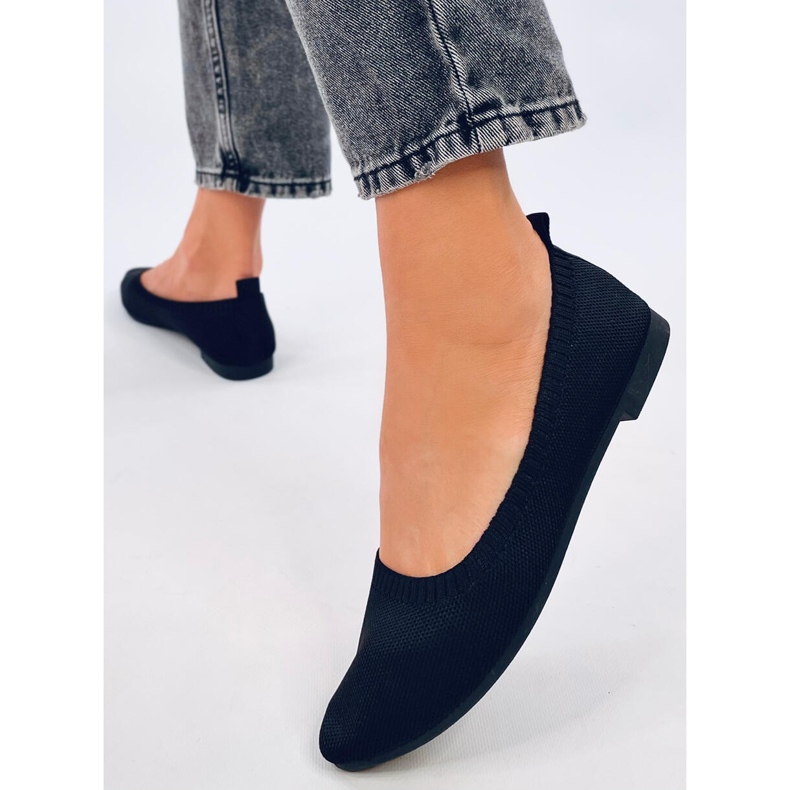 Kreiss Black openwork ballet flats 2