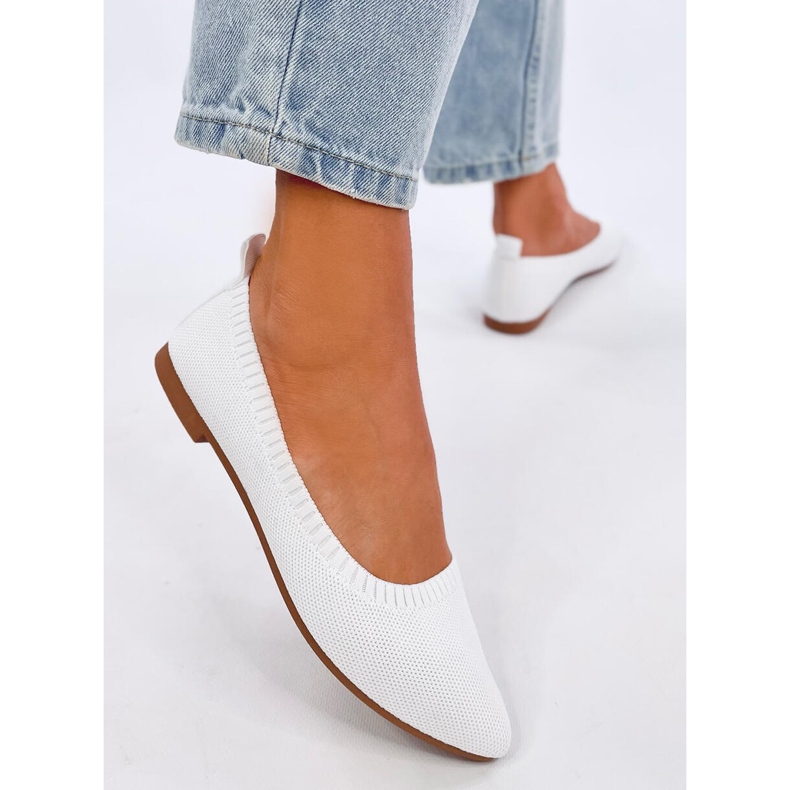 Kreiss White openwork ballet flats 2