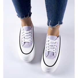 Purple sneakers on the Plesio platform violet 1