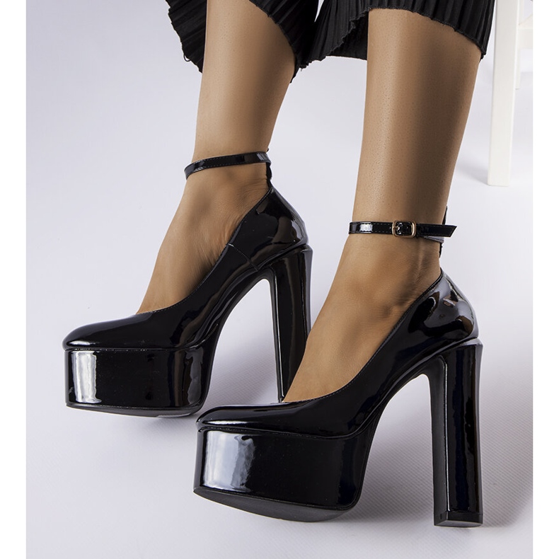 Black patent high heel pumps from Colle 1