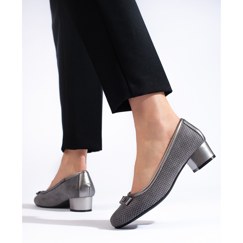 Daszyński gray openwork low-heeled pumps grey 2