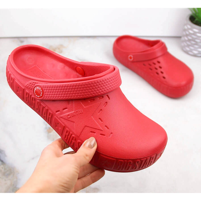 Women's slippers kroks red Big Star II275004 1