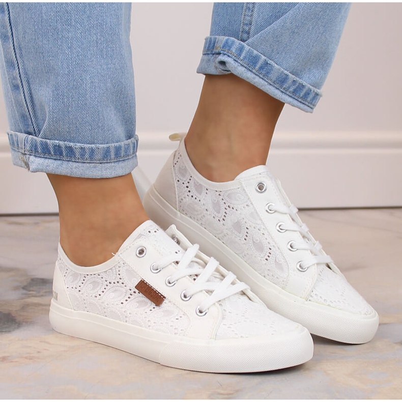 Big Star white lace sneakers W274925 1 Big Star white lace sneakers W274925 1