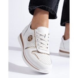 White leather sports shoes 2