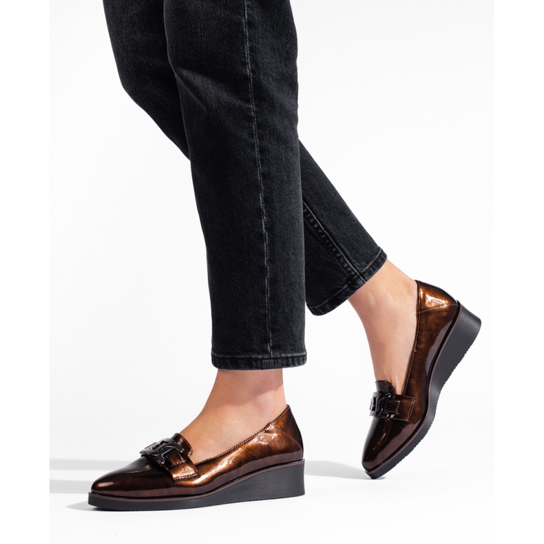 W. Potocki Potocki women's patent leather shoes with a low wedge brown 2