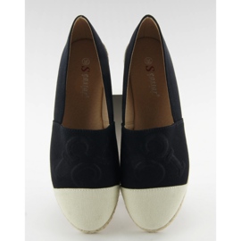 Esapdryle with embossed T267 Black letters brown 2