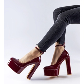 Burgundy patent leather Colle pumps red 1