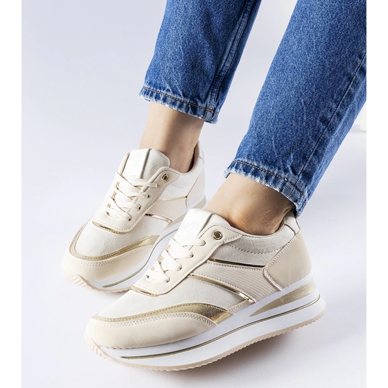 Beige sneakers on the Nutter platform 1