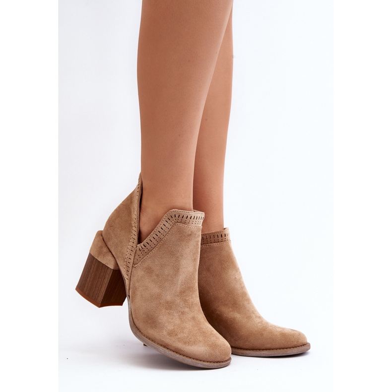 Beige Jolnima ankle boots on a massive high heel with a cutout 2