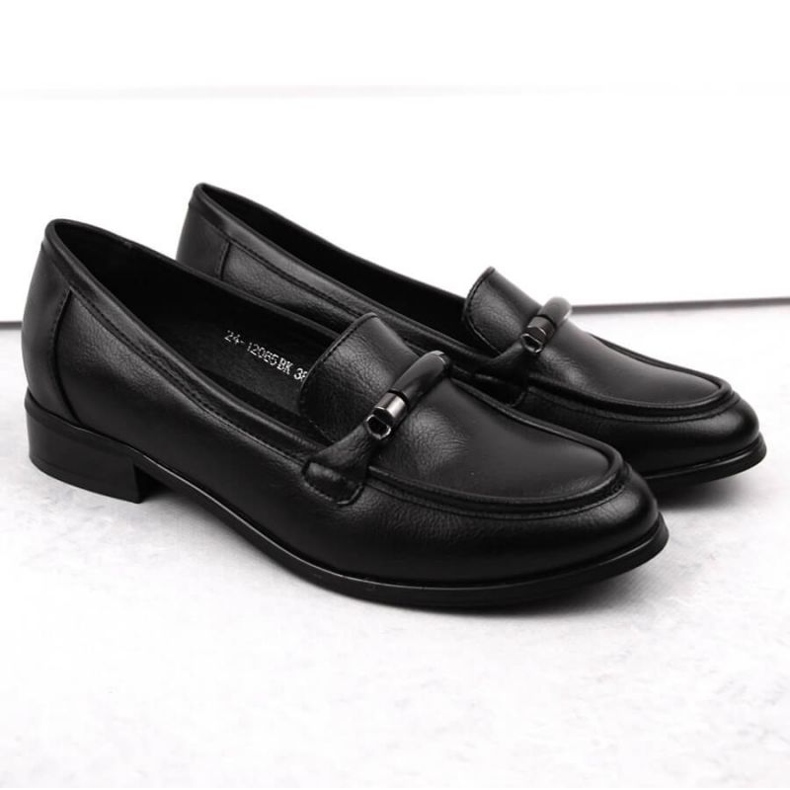 Potocki W WOL204A low-heeled shoes, black 2