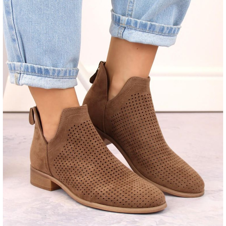 Suede low-heeled ankle boots Potocki W WOL212B brown 2