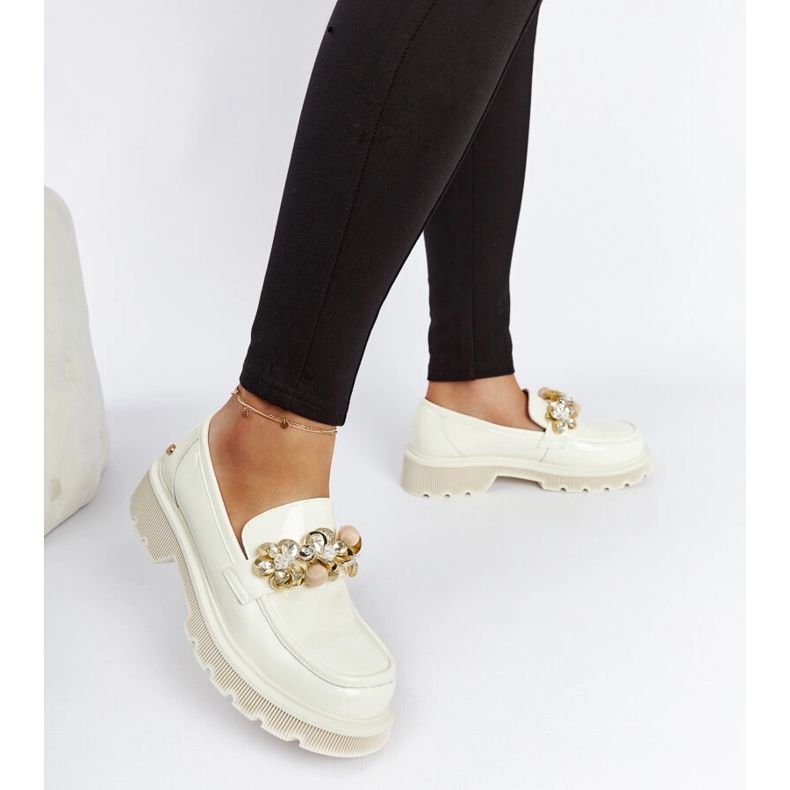 Beige patent leather moccasins Goe NN2N4202 2