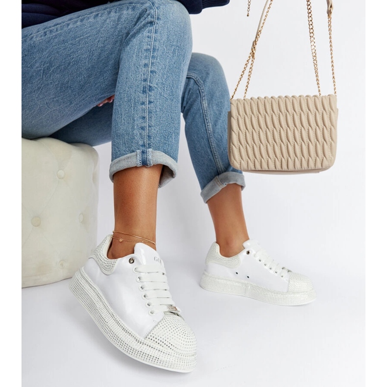 White sneakers with rhinestones Goe NN2N4011 1