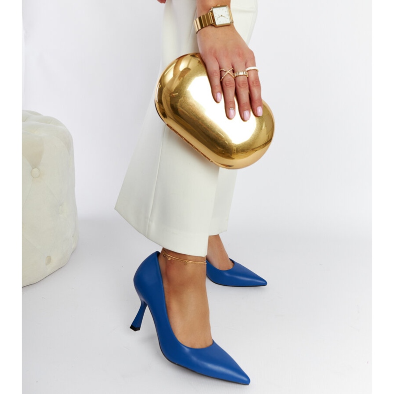 Blue low-heeled stilettos 1