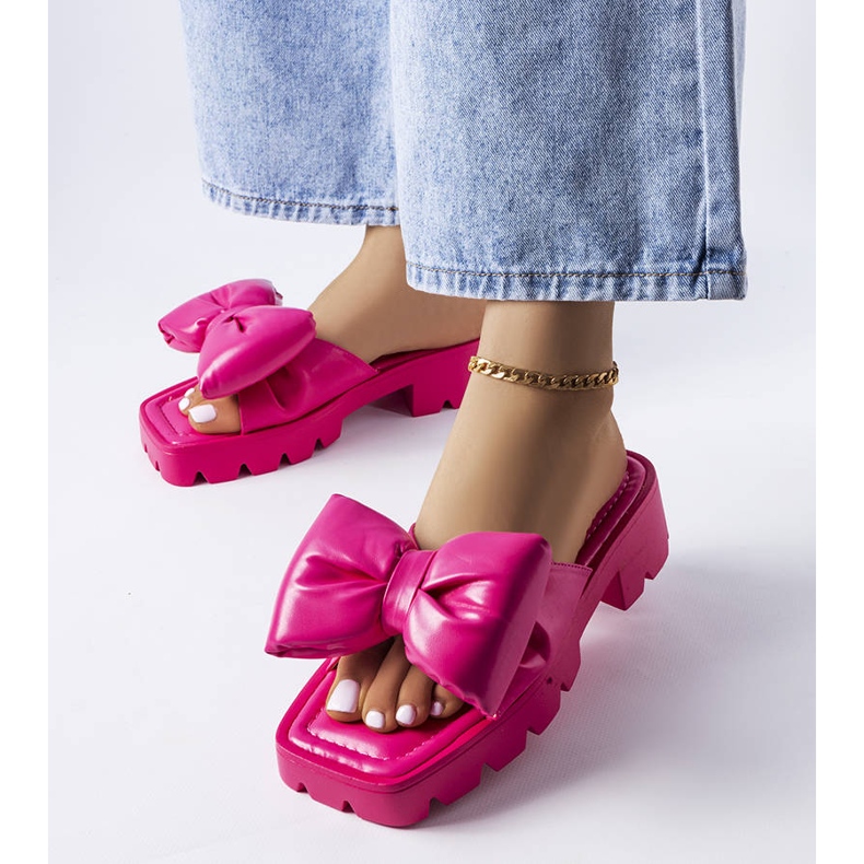 Seastar Fuchsia slippers with tractor soles from Bossé pink 1