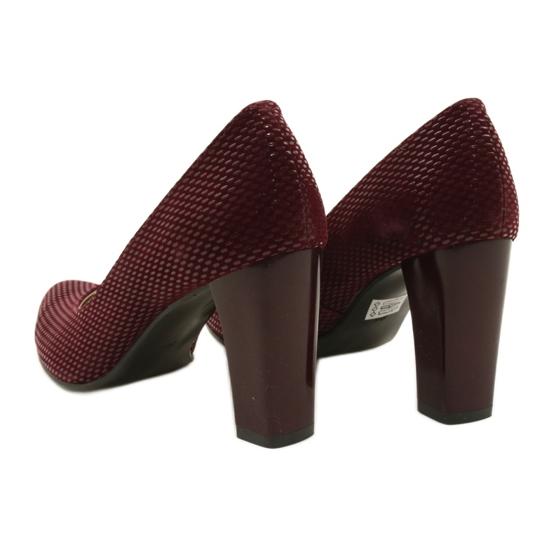 Burgundy pumps on the ZUZA post 138 red 5