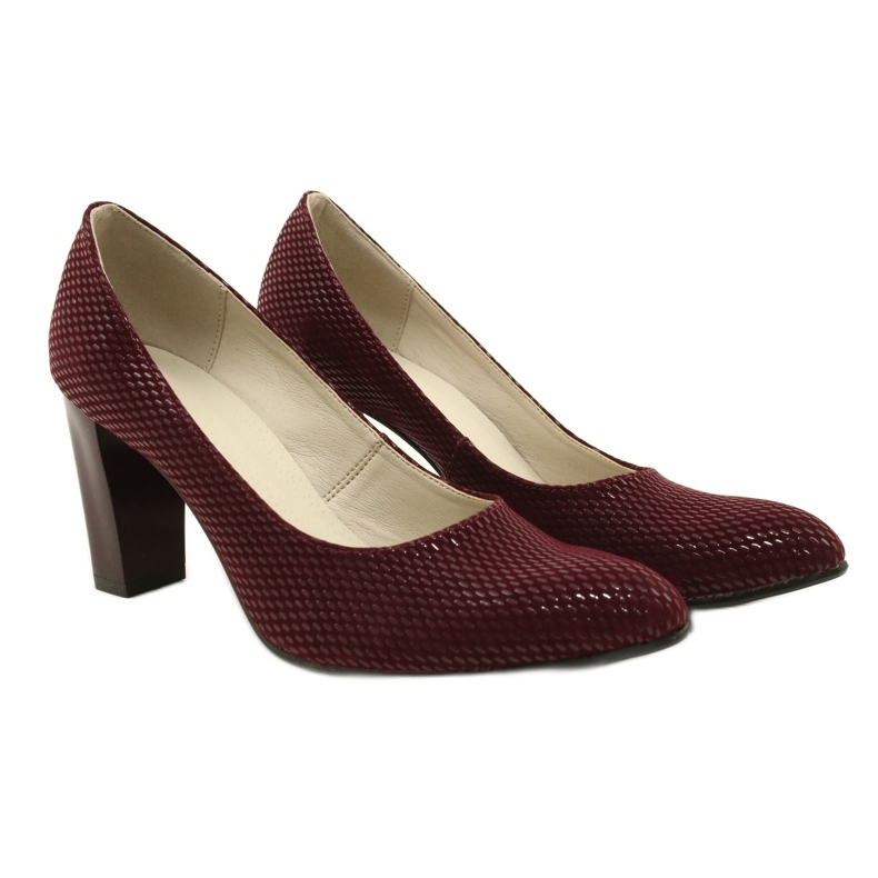 Burgundy pumps on the ZUZA post 138 red 4